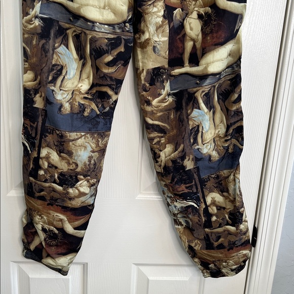 Urban Outfitters renaissance painting joggers size small - Picture 10 of 15